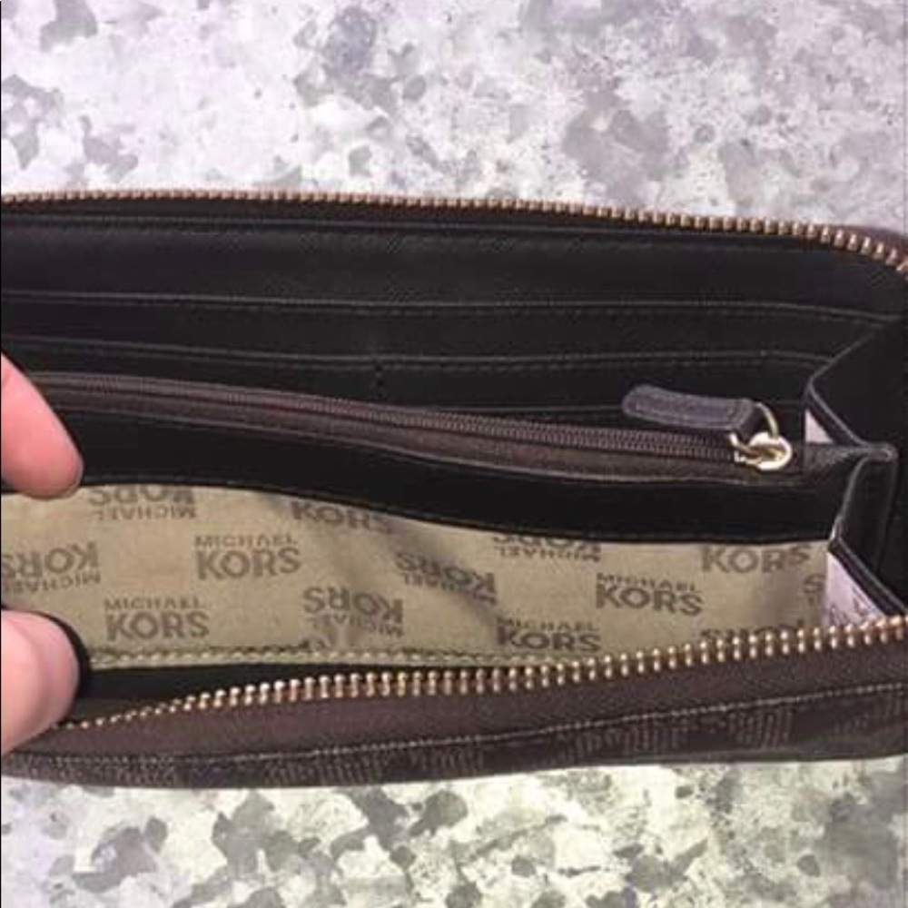 Michael Khors Wallet